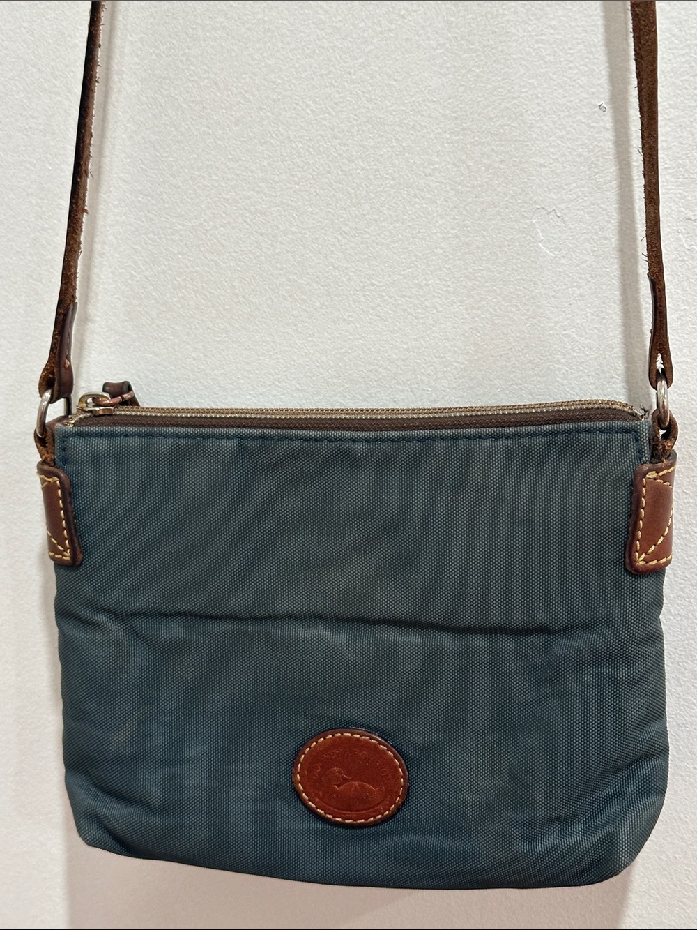 Dooney & Bourke navy blue Nylon Crossbody Pouchette—please read!